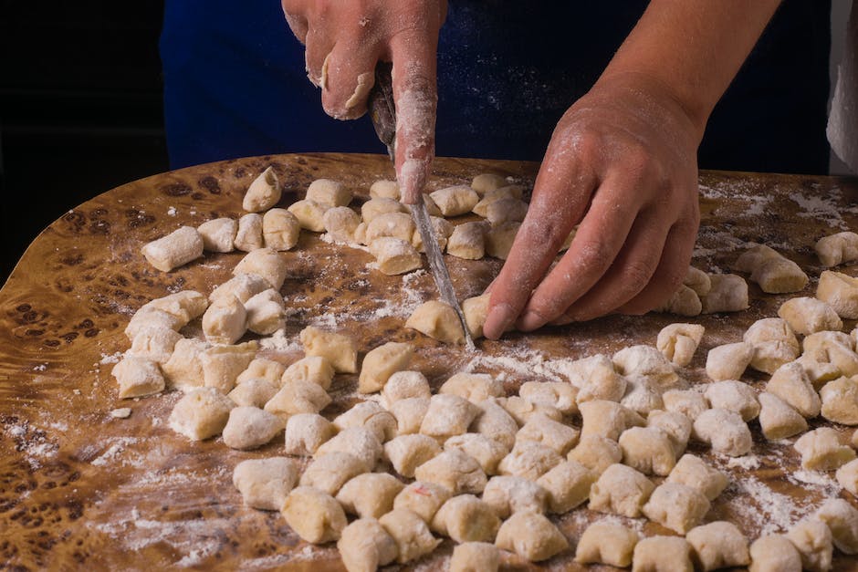 Alt-Prieš didžiąsias metų šventes sunkiau besiverčiantieji sulauks itin gausaus maisto produktų ir higienos prekių krepšelio